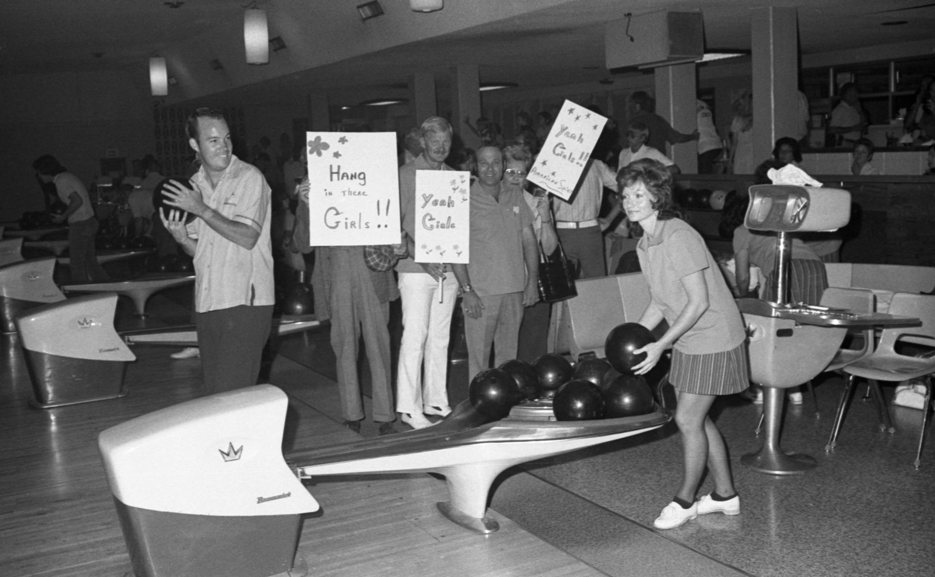 Golden Pin Lanes bowling in Tucson